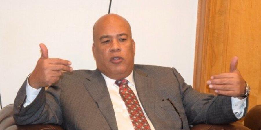 أيمن العشري: جهود حكومية غير مسبوقة لدعم الصناعة والاستثمار وزيادة الصادرات - الكويت الاخباري