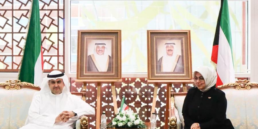وزير العدل يبحث مع سفيرة تركيا التعاون المشترك - الكويت الاخباري