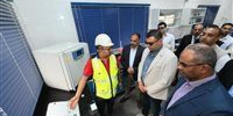 وزير الإسكان ومحافظ الشرقية يبدآن جولة تفقدية بعدد من مشروعات المياه والصرف الصحي بالمحافظة - الكويت الاخباري