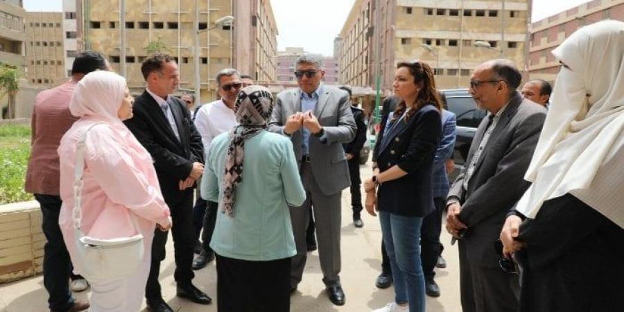 محافظ الجيزة يتفقد أعمال رفع كفاءة منشآت مدينة الطلبة والطالبات بالعجوزة - الكويت الاخباري