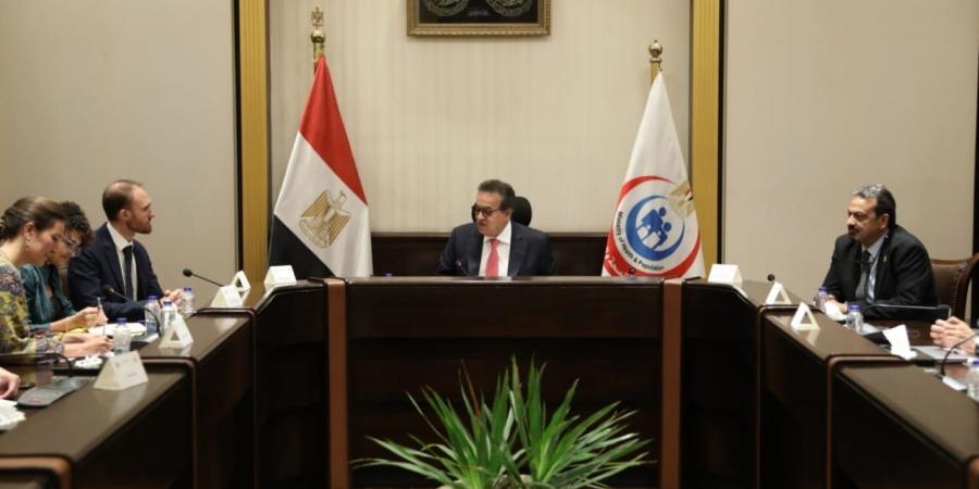 وزير الصحة يناقش مع رئيس بعثة منظمة أطباء بلا حدود التعاون المشترك - الكويت الاخباري