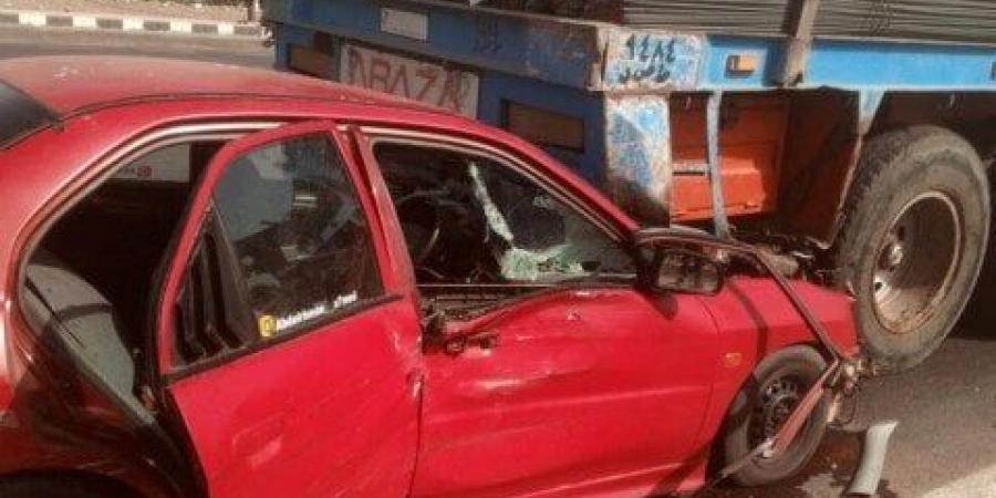 إصابة 6 أشخاص في حادث تصادم على طريق عتاقة بالسويس (صور) - الكويت الاخباري