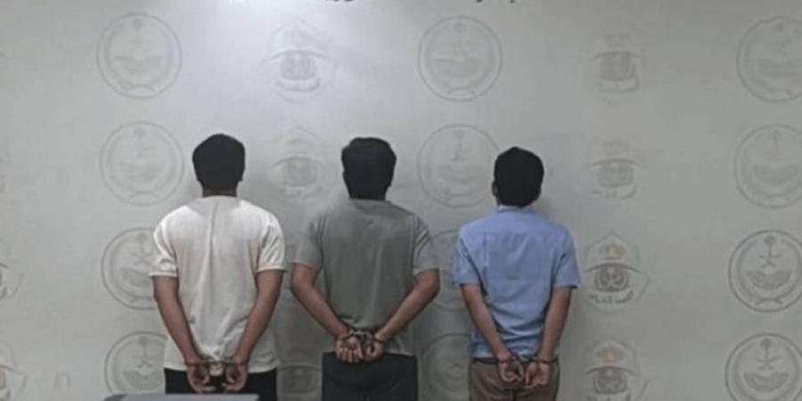 القبض على (3) مقيمين نشروا إعلانات حملات حج وهمية ومضللة - الكويت الاخباري