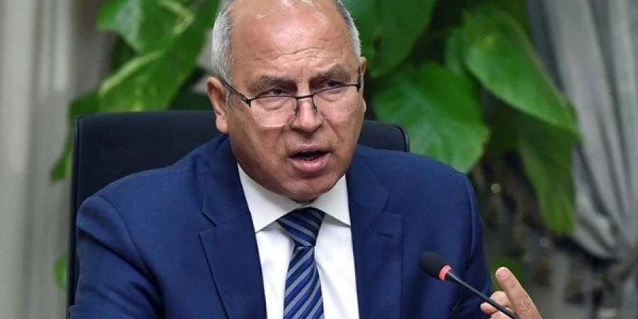 وزير النقل: 20 أتوبيس ترددي هدية من البنك الدولي - الكويت الاخباري