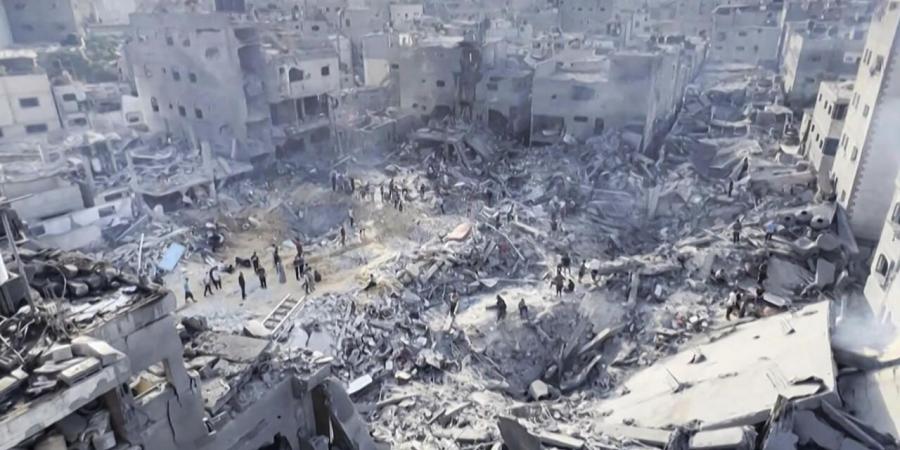مصادر طبية فلسطينية 74 قتيلا في غارات إسرائيلية على قطاع غزة - الكويت الاخباري