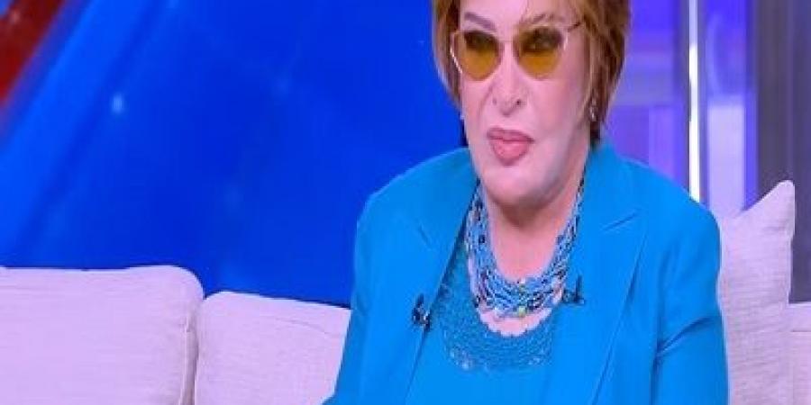 صفية العمري ترد على شائعات دخولها فى حب جديد ابنى فى البرتغال - الكويت الاخباري