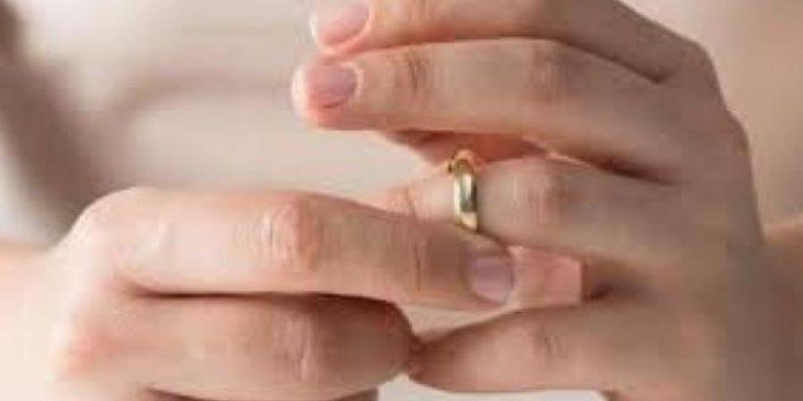 بسبب كوباية شاي.. زوجة تنهي 10 سنوات زواج بدعوى خلع - الكويت الاخباري