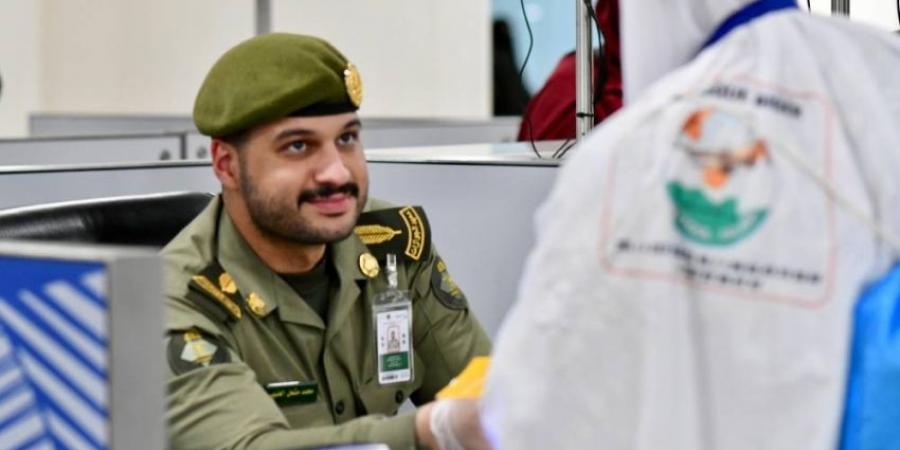 جوازات مطار المدينة تستقبل أولى رحلات حجاج النيجر - الكويت الاخباري