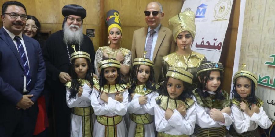 محافظ المنيا يشارك في الملتقى العلمي الخامس المنيا الشاهد الحي لحضارة مصر.. صور - الكويت الاخباري