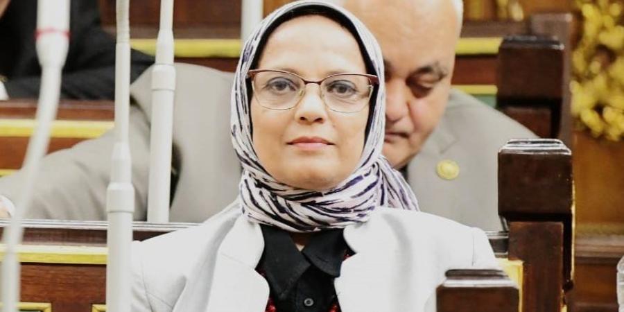 نجلاء العسيلي: تحرك الرئيس السيسي في أزمة البنزين المغشوش «صفعة حاسمة» على وجه الفساد - الكويت الاخباري