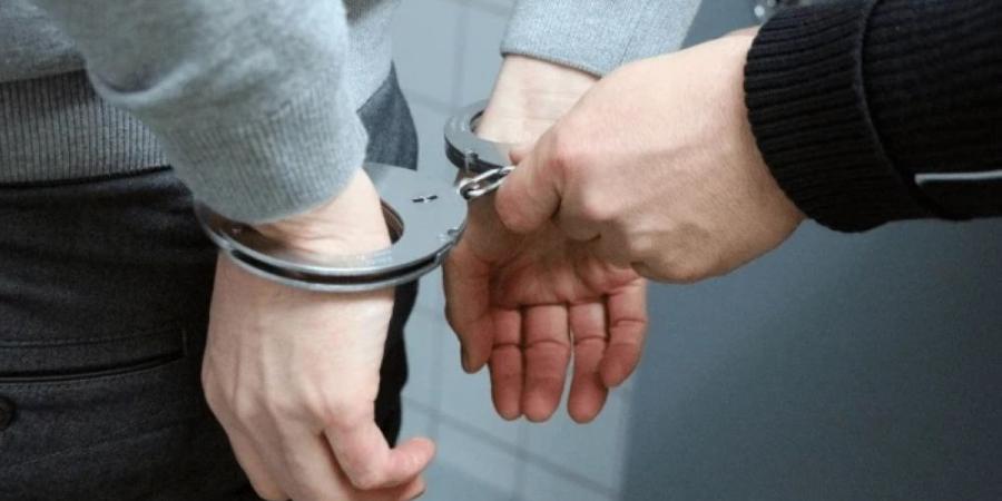 ضبط 20 مخالفًا لنقلهم 48 مخالفًا لا يحملون تصاريح لأداء الحج - الكويت الاخباري