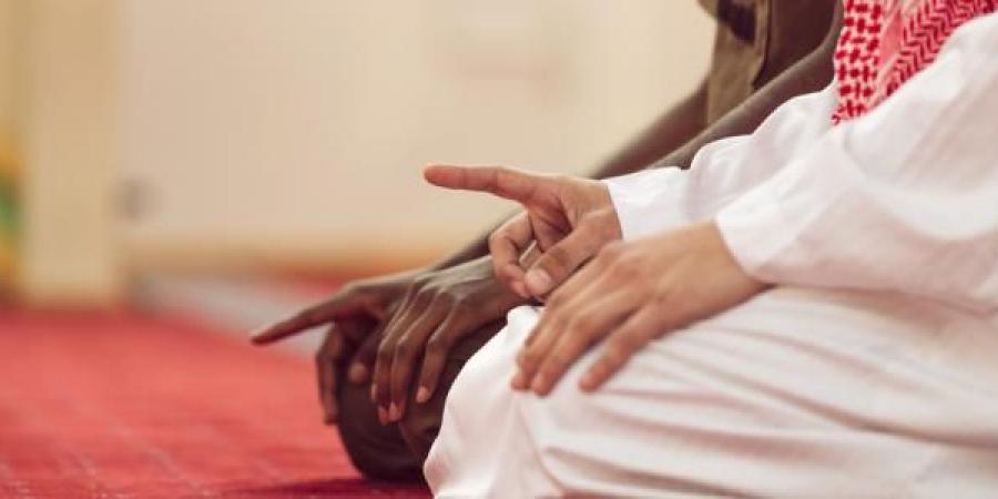 حكم من قرأ التشهد كاملا في الركعة الثانية سهوا؟.. الإفتاء توضح - الكويت الاخباري