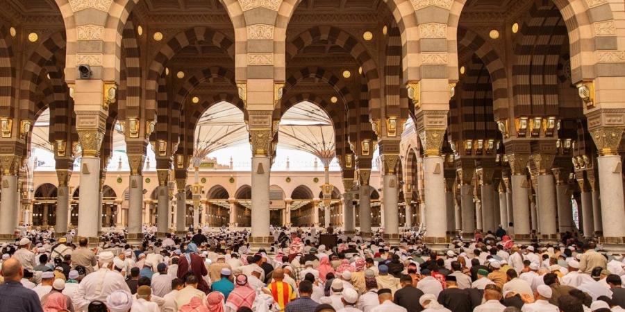 تعلموا مناسك الحج .. خطيب المسجد النبوي: الله لا يعبد بالهوى بل بالعلم - الكويت الاخباري