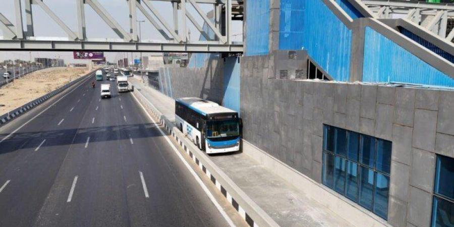 غلق كلي لطريق الواحات بسبب الأتوبيس الترددي.. تعرف على الطرق البديلة - الكويت الاخباري