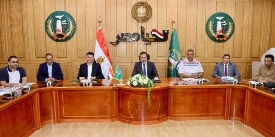 محافظ المنوفية يناقش الموقف الحالي لمنظومة التصالح على مخالفات البناء - الكويت الاخباري