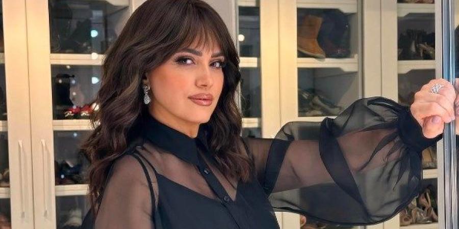 ريهام عبد الغفور تتألق بإطلالة أنيقة بالأسود - الكويت الاخباري