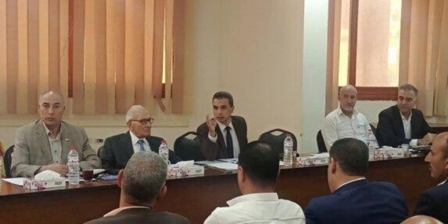 إجراء المقابلات مع المتقدمين للتجديد للوظائف الإشرافية بمديرية تعليم كفر الشيخ - الكويت الاخباري