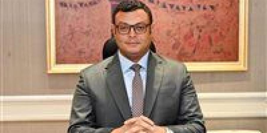 وزير الإسكان يتابع مشروعات المرافق والطرق الجارية بالتوسعات الجنوبية لمدينة القاهرة الجديدة - الكويت الاخباري