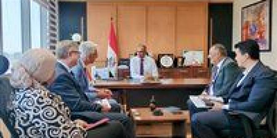 نائب وزير الإسكان يبحث مع وفد الوكالة الألمانية للتعاون الدولي سبل تعزيز التعاون في قطاع المياه - الكويت الاخباري