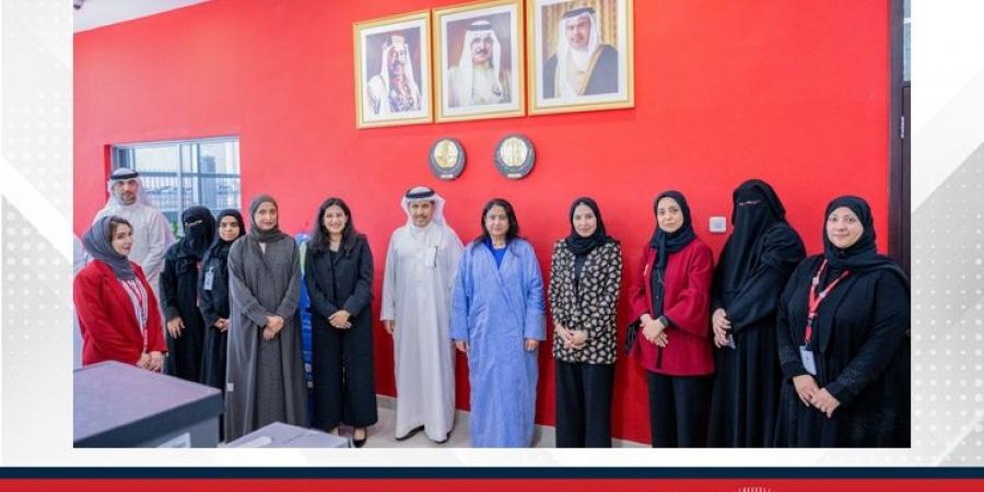 وزارة المواصلات والاتصالات تتسلم سبعة دروع ذهبية ضمن الدورة الخامسة من برنامج تقييم مراكز الخدمة الحكومية "تقييم 5" - الكويت الاخباري