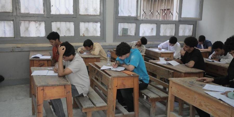 انطلاق امتحانات الثانوية الأزهرية بمادتي القرآن والحديث بالقسم العلمي - الكويت الاخباري