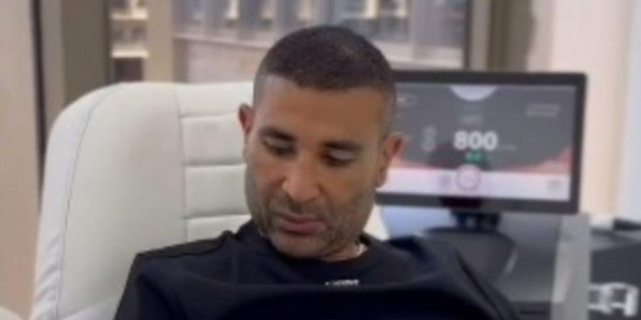 أحمد سعد يزيل التاتو بتقنية الليزر - الكويت الاخباري