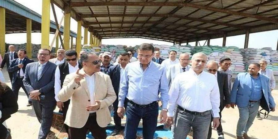 وزير الزراعة ومحافظ الشرقية ورئيس البنك الزراعي يطلقون المرحلة الثانية من مبادرة ”إحلم” لدعم صغار المربين - الكويت الاخباري