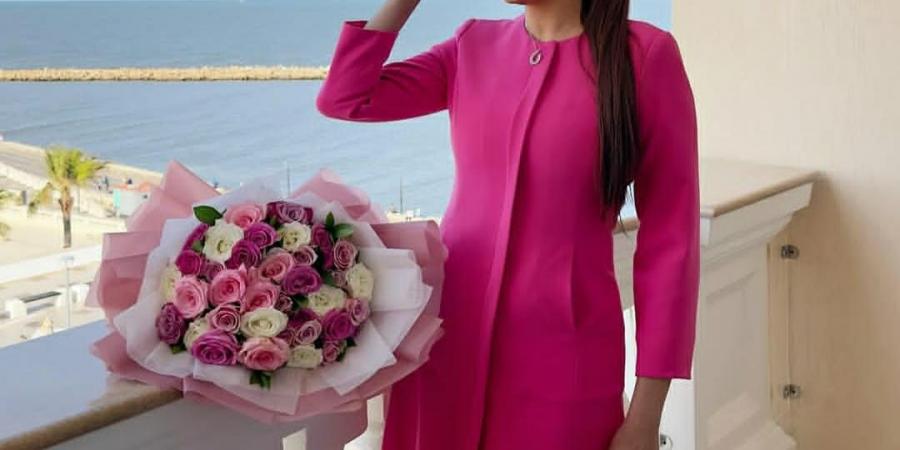 "من أمام البحر".. بشرى تلفت الأنظار بظهورها المبهج .. صور - الكويت الاخباري