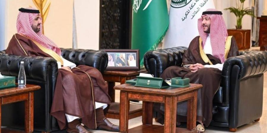 محافظ الطائف يطّلع على تقرير إدارة المساجد والدعوة والإرشاد لخدمة ضيوف الرحمن - الكويت الاخباري