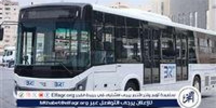 الأتوبيس الترددي يستقبل المواطنين في ثاني أيام تشغيله وسط إقبال واسع - الكويت الاخباري
