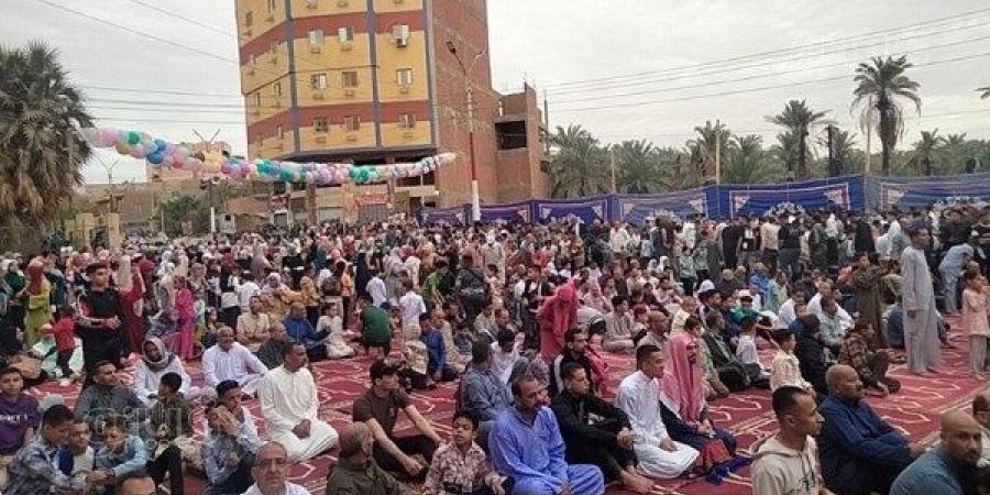 توفير وسائل مواصلات لنقل المصلين إلى ساحات صلاة العيد بالوادي الجديد - الكويت الاخباري
