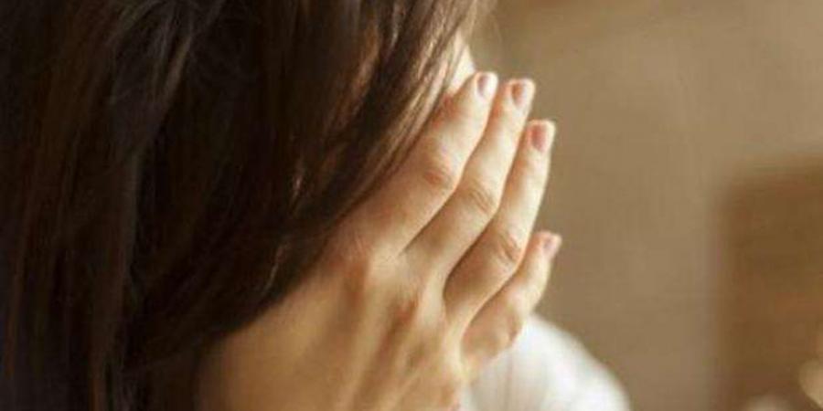 إيحاءات خادشة.. القصة الكاملة في واقعة فتاة كافيه مصر الجديدة - الكويت الاخباري