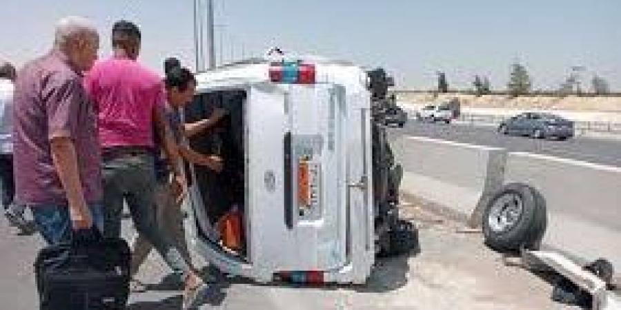 مصرع شخص وإصابة 8 في انقلاب ميكروباص بالشرقية - الكويت الاخباري