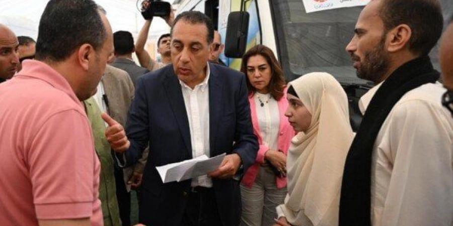 مدبولي يكلف وزير الصحة بمتابعة حالة الطفلة التي أصيبت بعمى بعد أن ضربها أحد الأطفال على رأسها - الكويت الاخباري