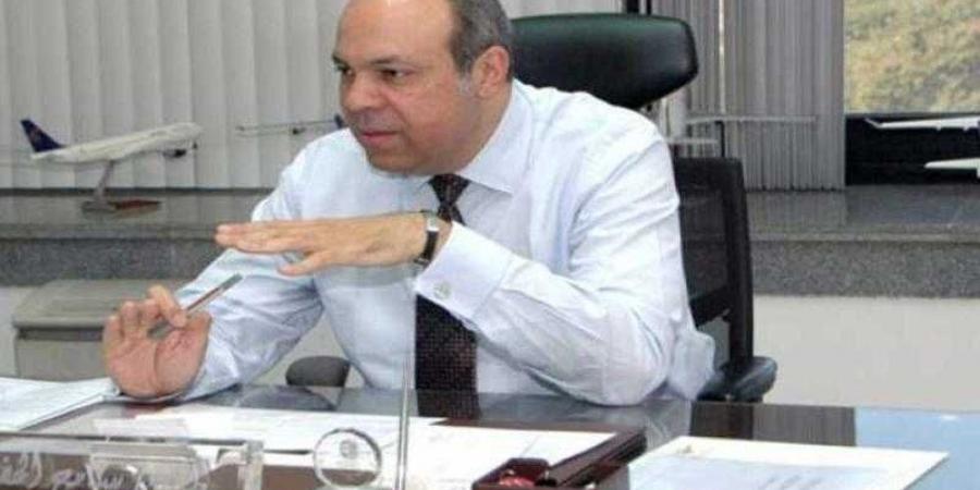 وزير الطيران: استقبلنا أكثر من 700 طائرة بعد غلق المجالات الجوية المجاورة - الكويت الاخباري