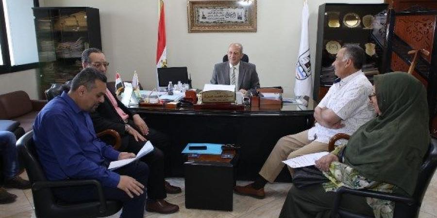 بحث الخطة التدريبية واعتماد شهادة التحول الرقمي في اجتماع مركز الحاسب ببني سويف - الكويت الاخباري