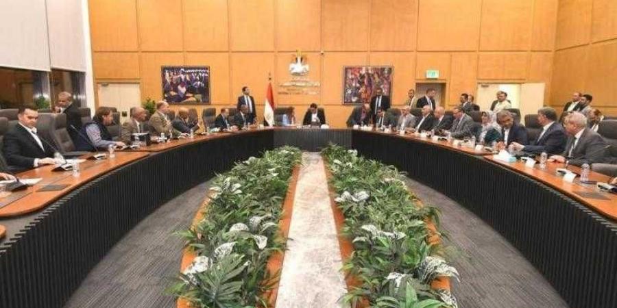 وزير الإسكان يعقد اجتماعه الدوري مع عدد من أعضاء مجلسي ”النواب والشيوخ” - الكويت الاخباري