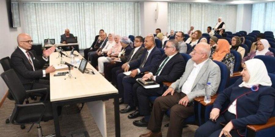 رئيس جامعة عين شمس يترأس الجلسة التاسعة لمجلس شؤون التعليم والطلاب - الكويت الاخباري