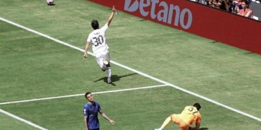 كأس العالم للأندية.. الهلال السعودي يفرض التعادل على ريال مدريد في الشوط الأول «فيديو» - الكويت الاخباري