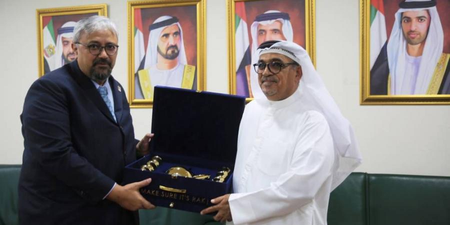 «غرفة رأس الخيمة» تبحث التعاون التجاري مع ماليزيا - الكويت الاخباري