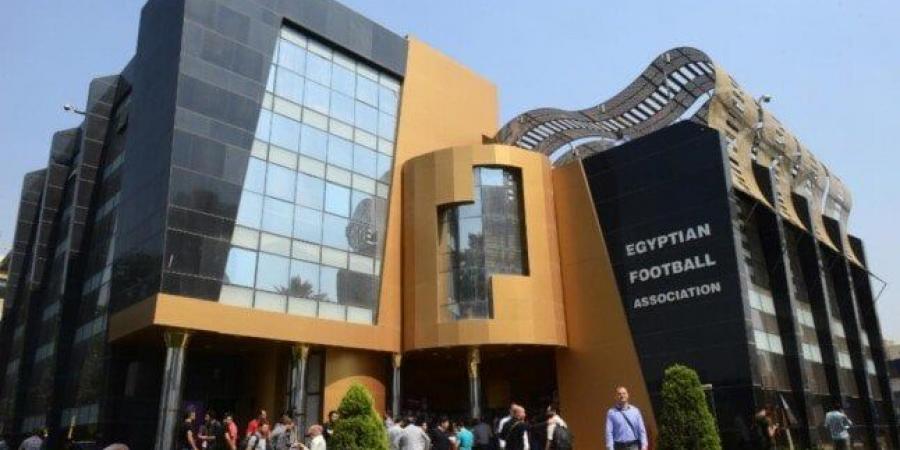 اتحاد الكرة يخاطب الأندية لتحديد ملاعب كأس مصر - الكويت الاخباري