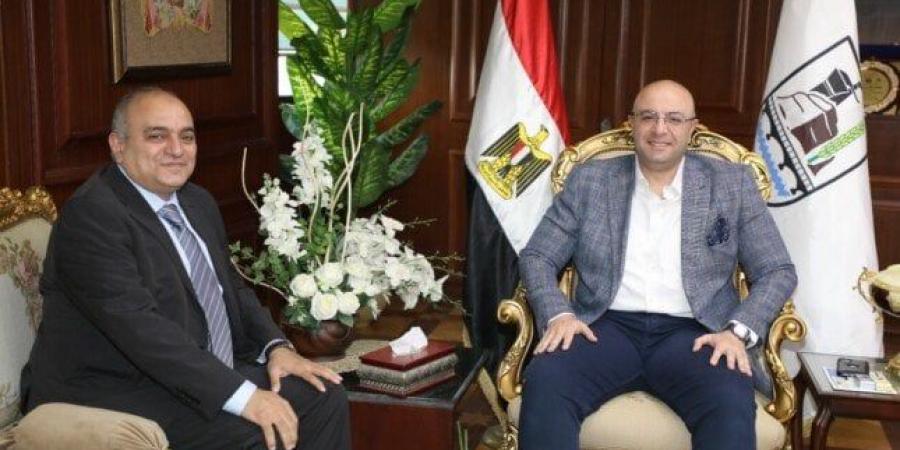 محافظ بني سويف يلتقى نائب وزير المالية للسياسيات الكلية - الكويت الاخباري