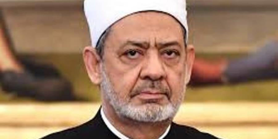 مغردا بالفارسية لأول مرة الإمام الأكبر يدين العدوان على إيران - الكويت الاخباري