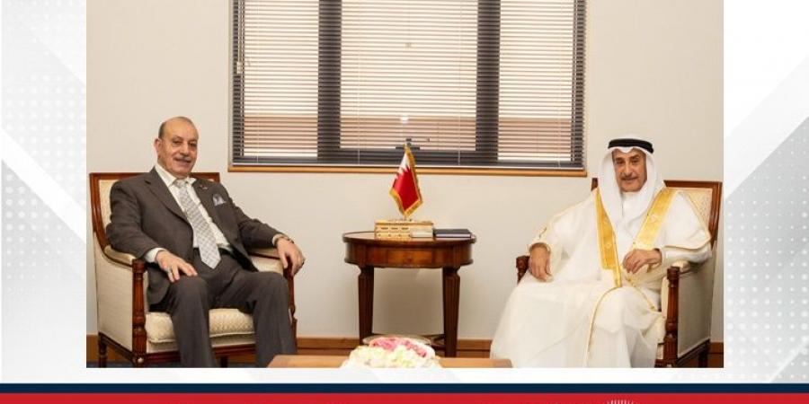 الشيخ خالد بن عبد الله يلتقي السفير الفلسطيني.. ويؤكد: ترسيخ دعائم التعاون مع دولة فلسطين انطلاقاً من الوشائج الأخوية الوثيقة التي تجمع البلدين - الكويت الاخباري