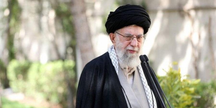 خامنئي: إسرائيل ارتكبت خطأً فادحًا وتتلقى العقاب الآن - الكويت الاخباري