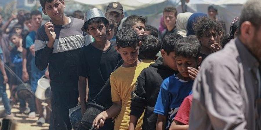 حقوق الإنسان: إسرائيل قتلت أكثر من 410 فلسطينيين أثناء محاولتهم الوصول لنقاط توزيع الغذاء - الكويت الاخباري