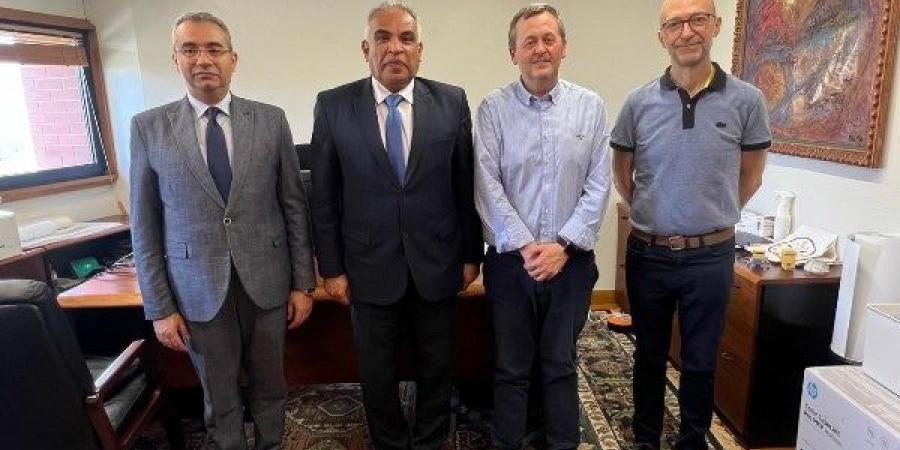 انفجار خط مياه رئيسي في المحلة.. صور - الكويت الاخباري