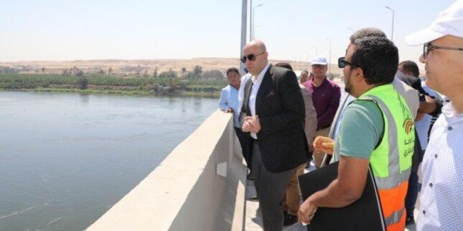 محافظ بني سويف: محور الفشن الحر ينهي معاناة المواطنين بين شرق وغرب النيل - الكويت الاخباري