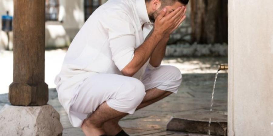 عضو بمركز الأزهر: الوضوء عبادة عظيمة ذات أثر نفسي وروحي ومادي - الكويت الاخباري