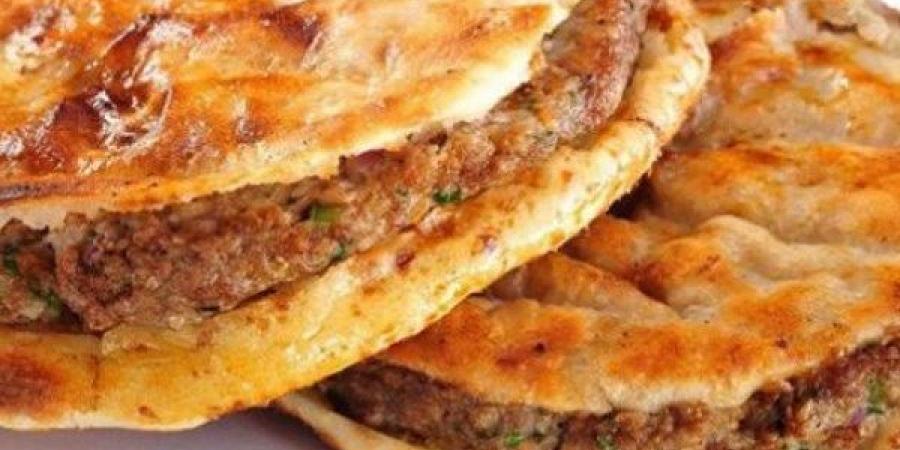 بربع كيلو لحمة مفرومة.. طريقة عمل حواوشي اقتصادي - الكويت الاخباري